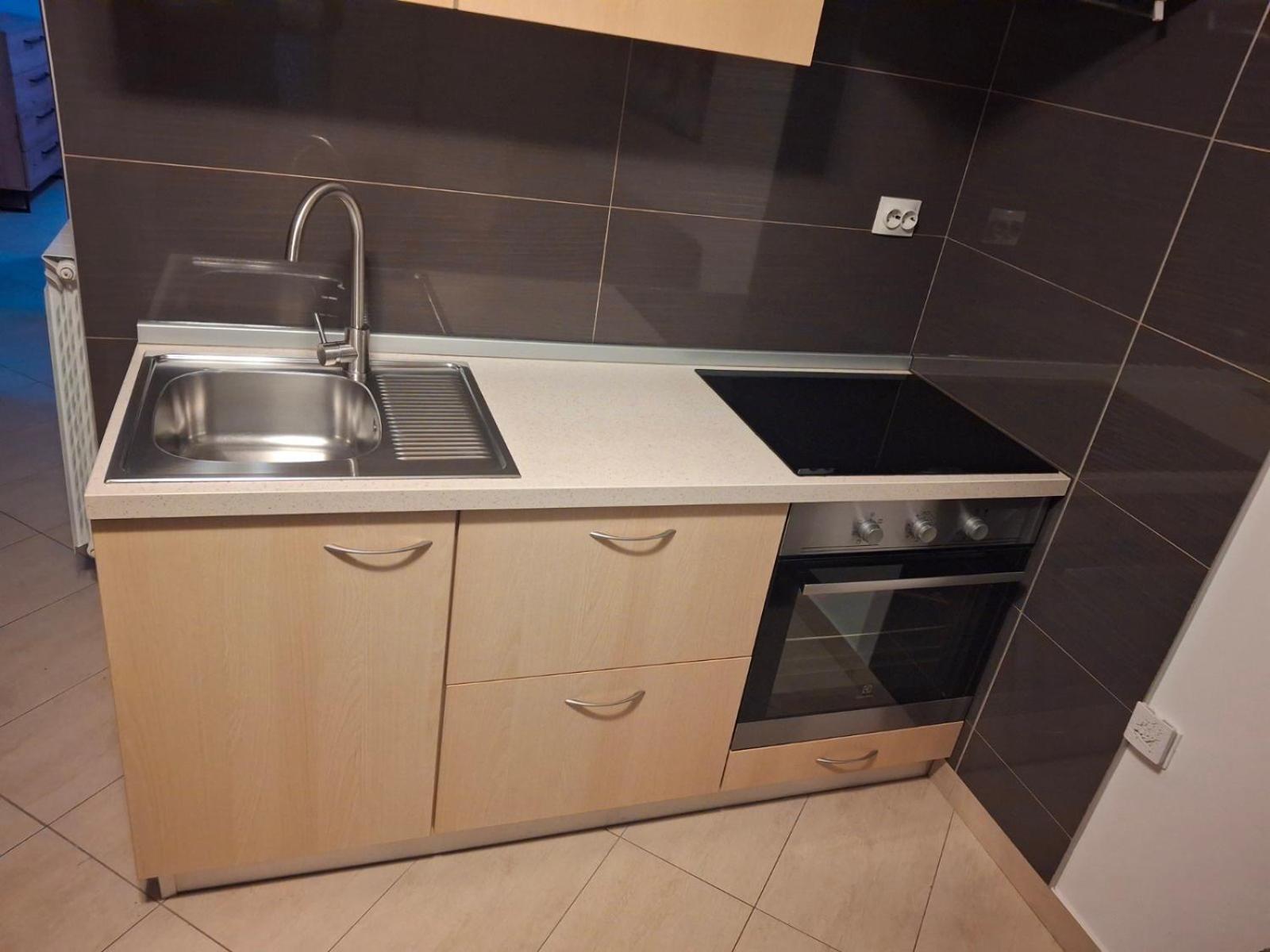 Apartman Voch Zambratija  Εξωτερικό φωτογραφία