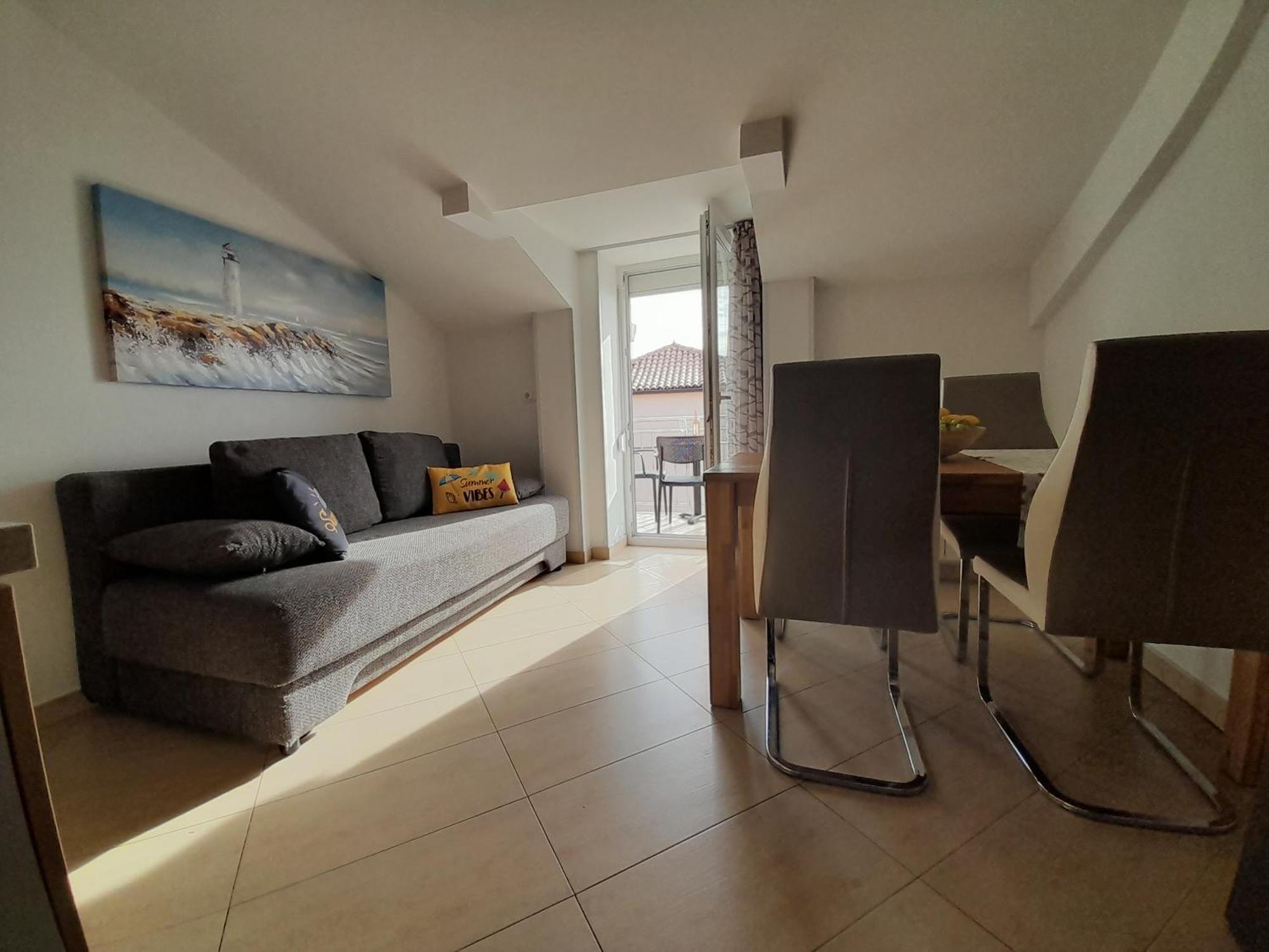 Apartman Voch Zambratija  Εξωτερικό φωτογραφία