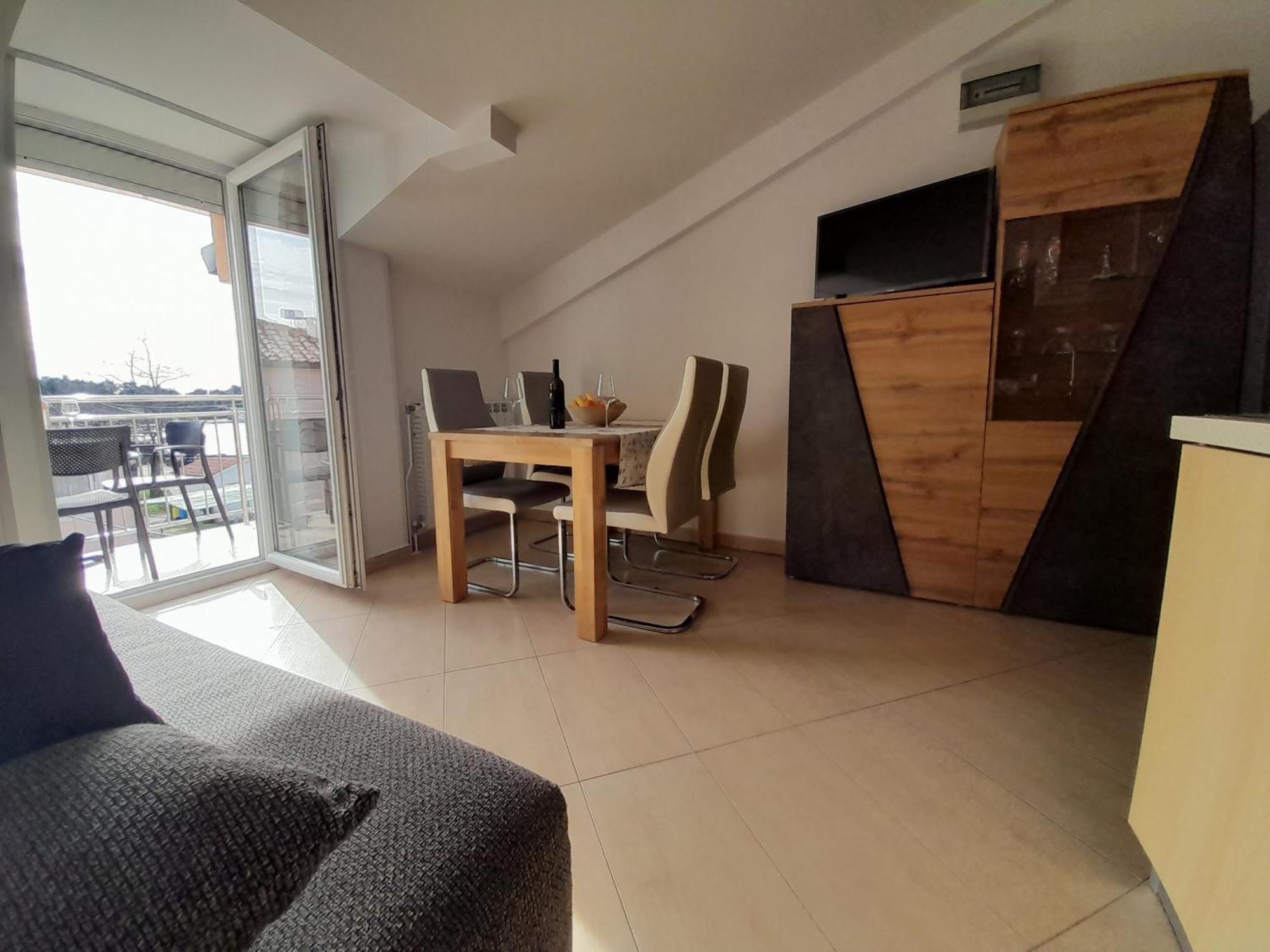 Apartman Voch Zambratija  Εξωτερικό φωτογραφία